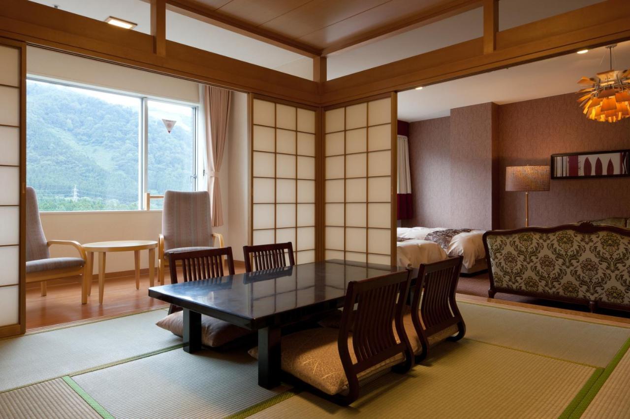 Hotel Morinokaze Tateyama‎ Toyama Station Esterno foto
